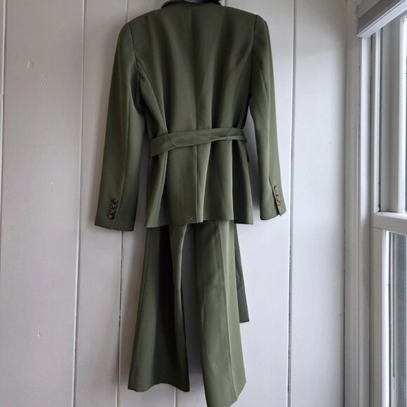 NEW Anne Taylor Women's Sage Blazer and Pants Set Size 4 - Picture 3 of 7
